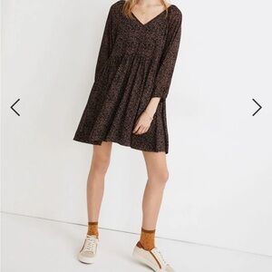 Madewell Crinkle Georgette V-Neck Babydoll Dress in Brushed Texture